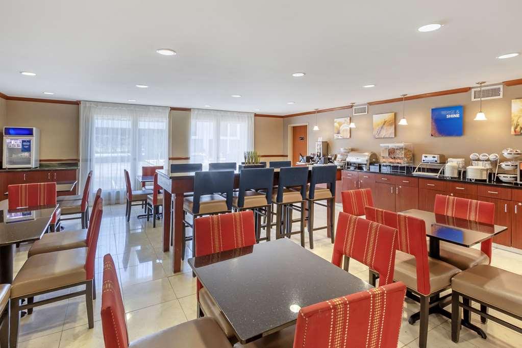 Comfort Inn & Suites Airport Convention Center Charleston Restaurang bild