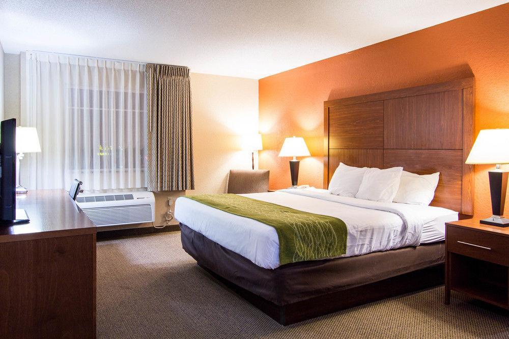 Comfort Inn & Suites Airport Convention Center North Charleston Exteriör bild