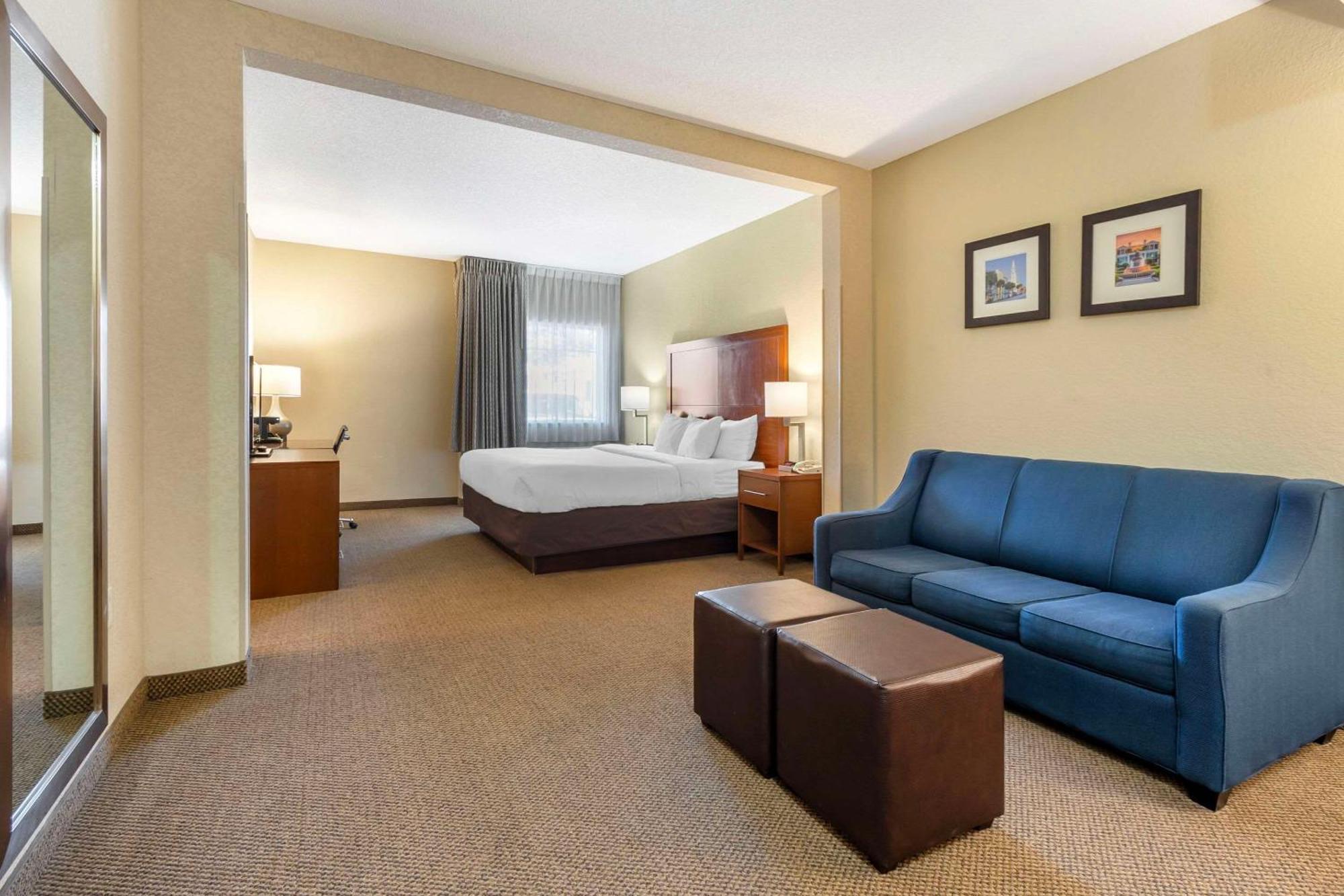 Comfort Inn & Suites Airport Convention Center North Charleston Exteriör bild