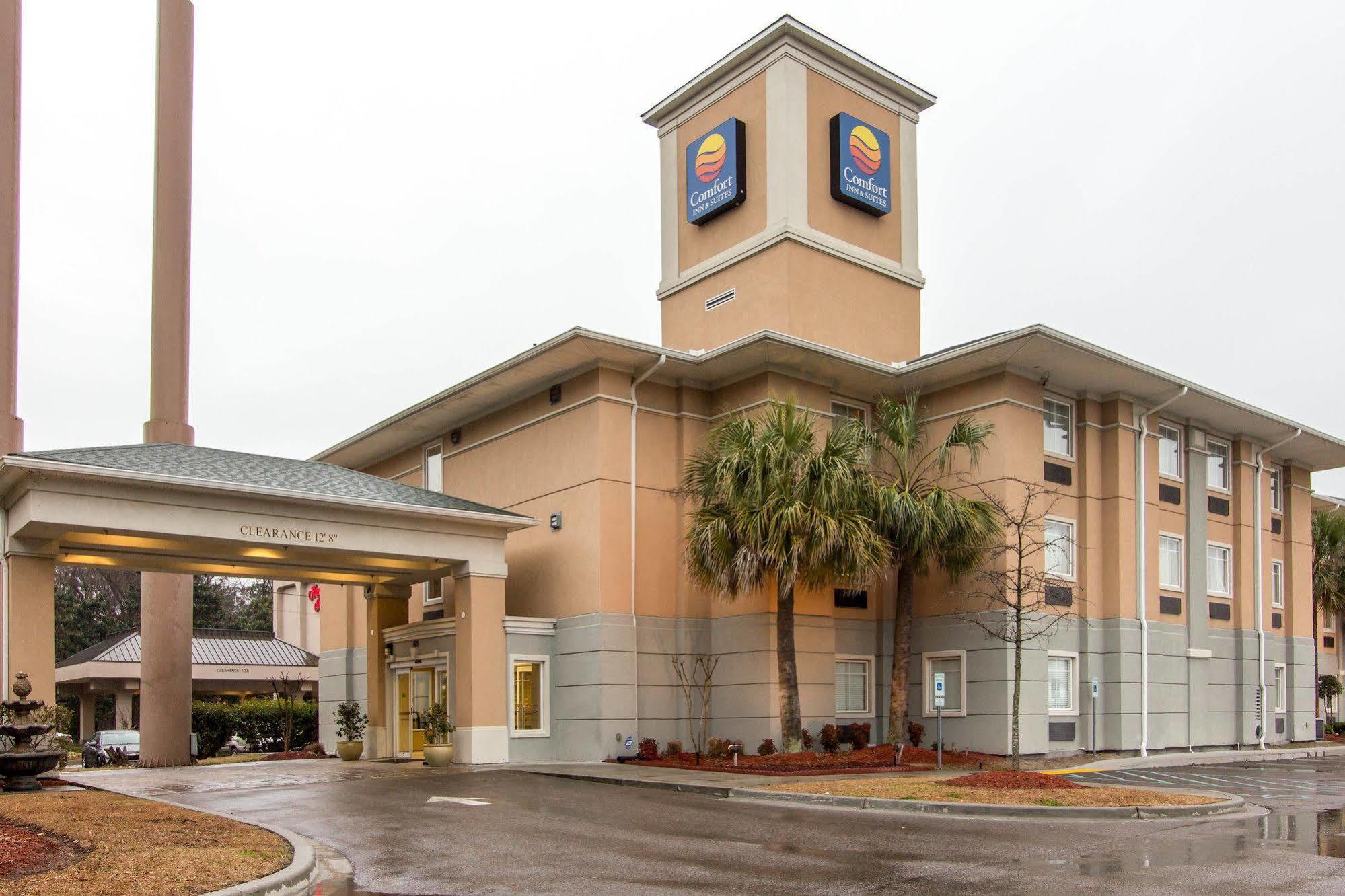 Comfort Inn & Suites Airport Convention Center North Charleston Exteriör bild